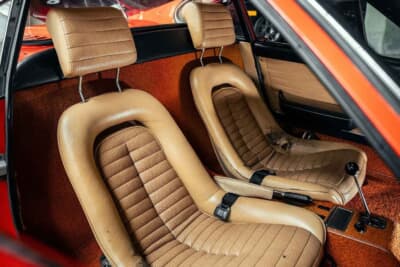 オークション終了に売却された「ディーノ 246GT」（C）Courtesy of Broad Arrow