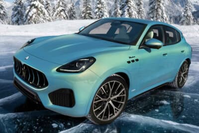 マセラティ・グレカーレ・クリスタッロ：視線はフロントグリルにあしらわれたトライデントからフルLED縦型ヘッドライトへと導かれる