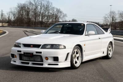 91万8000ドル(邦貨換算約1億4589万円)で落札されたNISMO「400R」(C)Courtesy of Broad Arrow