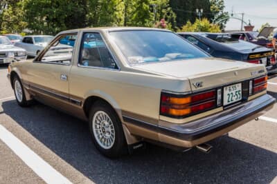 トヨタ ソアラ：ソアラはBMWと同方式のストラット式（前輪）＋セミトレーリングアーム式（後輪）サスペンションを採用していた