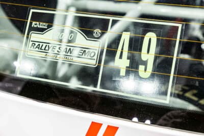 フィアット プント Gr.A KITCAR Team Grifone：リアウインドウには、当時のサンレモラリー参戦時のステッカー（No.49）が今も残る