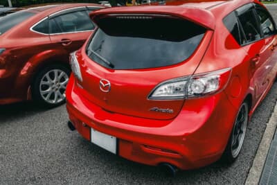 マツダスピードアクセラ：偶然見かけて、一目惚れで購入したという