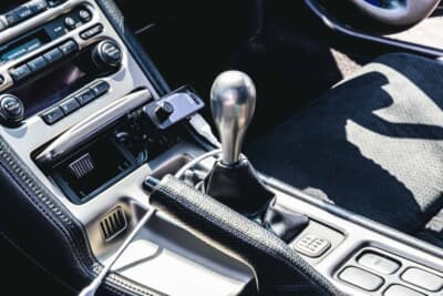 ホンダ NSX タイプS：ミッションは02R用の6速に変更。クロスギヤが組み込まれ、加速重視の鋭い走りを生むマニアックな仕様だ