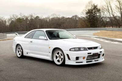 91万8000ドル(邦貨換算約1億4589万円)で落札されたNISMO「400R」(C)Courtesy of Broad Arrow