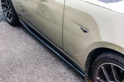 マツダ　ロードスター：サイドにもマツダスピード製のエアロパーツを装着する