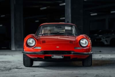 オークション終了に売却された「ディーノ 246GT」（C）Courtesy of Broad Arrow