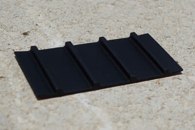 【30系アルファード＆ヴェルファイア用】士別フィン￥30,58030系アルファード&ヴェルファイアに関してはもっと充実！　カーテシイルミやステアリングヒーター、走行安定性をアップさせる士別フィン、ステップライトなどメニューは豊富。さらにアクセサリーコンセントやLED照明、ブレーキタッチの変更、各部のメッキ化などまだまだ魅力的な施工メニューがある！