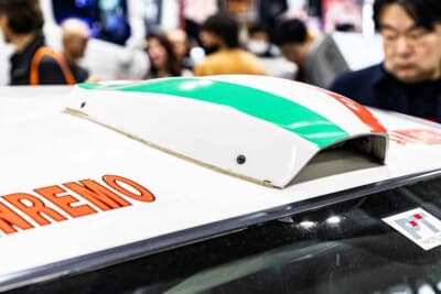 フィアット プント Gr.A KITCAR Team Grifone：ルーフに備わるのはエア・ベンチレーション。空気取り入れ口から、走行風を室内に導入する設計だ