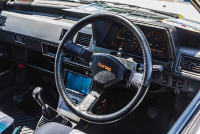 トヨタ EP71 スターレットターボ：オドメーターの値は現在31万キロと、内外装の状態からは想像できないほどの走行距離だ