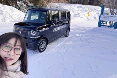 ホンダ N-BOX：2025年末に新しくサイズ設定されたホンダ N-BOXに「シンクロウェザー」を装着し、雪上での実践的なテストを実施