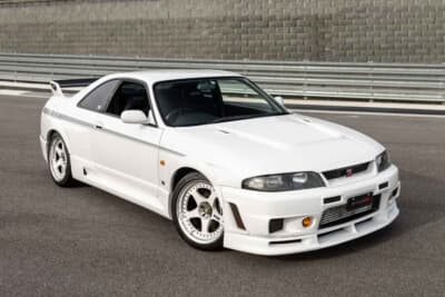 91万8000ドル(邦貨換算約1億4589万円)で落札されたNISMO「400R」(C)Courtesy of Broad Arrow