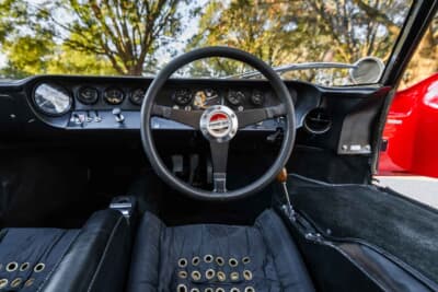 価格応談で現在も販売中の「フォード GT40 Mk I ロードバージョン」（C）Courtesy of RM Sotheby's