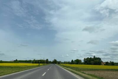 昨年はイモラからステキな田舎道をのんびりドライブしながら帰宅