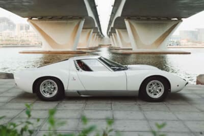 215万ドル（邦貨換算約3億3755万円）で落札されたランボルギーニ「ミウラP400」（C）Courtesy of Broad Arrow