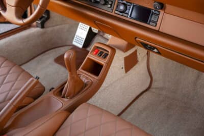 124万2500ドル（邦貨換算約2億4220円）で落札されたRUF「RCT」（C）Courtesy of RM Sotheby's