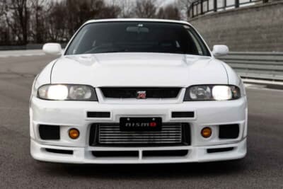 91万8000ドル(邦貨換算約1億4589万円)で落札されたNISMO「400R」(C)Courtesy of Broad Arrow