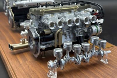 樹脂パーツだけでなく、アクリル、メタル、ゴムなど複数の素材を適材適所に採用。ヘッドカバーには本物同様に結晶塗装が施される