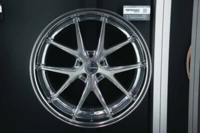 WORK GNOSIS RXS：シンプルかつ普遍的な機能美というグノーシスらしさへ原点回帰したRXMとRXS。ビレット鍛造風味なテイストはいかにも欧州スタイルにハマりそう