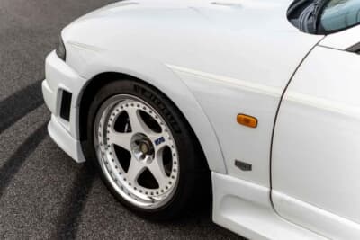 91万8000ドル(邦貨換算約1億4589万円)で落札されたNISMO「400R」(C)Courtesy of Broad Arrow