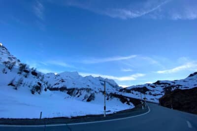 峠に辿り着くまでに寄り道をし過ぎて、山が陰ってしまったのが残念でした