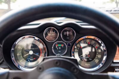 14万5600ドル（邦貨換算約約2300万円）で落札されたアルピーヌ「A110」（C）Courtesy of RM Sotheby's