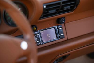 124万2500ドル（邦貨換算約2億4220円）で落札されたRUF「RCT」（C）Courtesy of RM Sotheby's