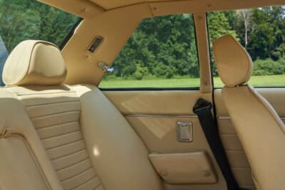 4万8300ユーロ（邦貨換算約約879万円）で落札されたマセラティ「キャラミ」（C）Bonhams