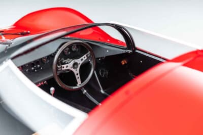 価格応談で現在も販売中の「ディーノ206S」（C）Courtesy of RM Sotheby's