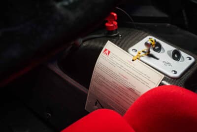 13万2250ユーロ（邦貨換算約2155万円）で落札されたフェラーリ「360チャレンジ」（C）Courtesy of RM Sotheby's