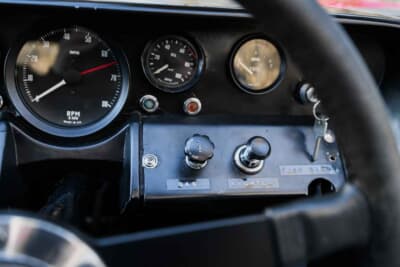 価格応談で現在も販売中の「フォード GT40 Mk I ロードバージョン」（C）Courtesy of RM Sotheby's