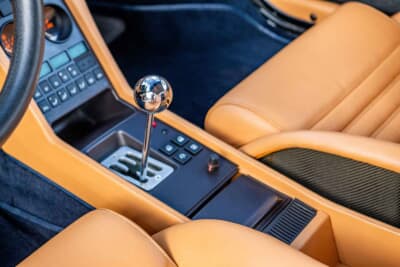 33万5000ドル（邦貨換算約5259万5000円）で落札されたフェラーリ「348セリエ・スペチアーレ」（C）Courtesy of RM Sotheby's