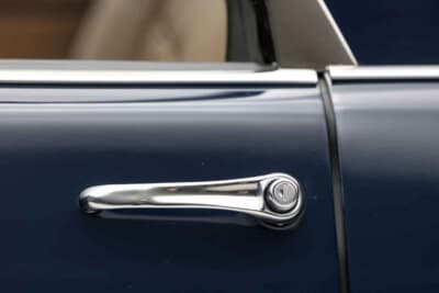 12万5000ユーロ〜15万ユーロ(邦貨換算約2290万円〜邦貨換算約2745万円)で現在も販売中のシトロエン「DSマジェスティ」(C)Bonhams