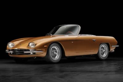 わずか2台のみ製作された幻のオープン。カロッツェリア ツーリングが手掛けた「350 GTS」