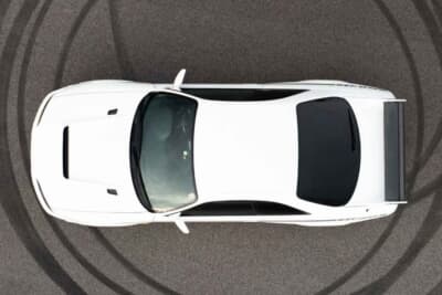 91万8000ドル(邦貨換算約1億4589万円)で落札されたNISMO「400R」(C)Courtesy of Broad Arrow