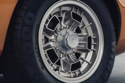 13万5000ユーロ（邦貨換算で約2460万円）で販売中のランボルギーニ「ハラマ」（C）Courtesy of Broad Arrow