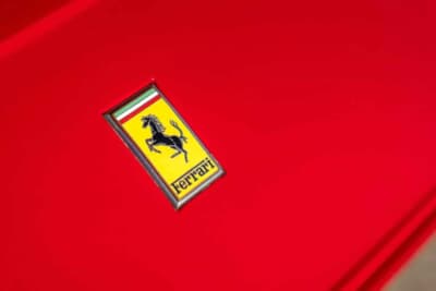 58万8000ドル(邦貨換算約9290万円)で落札されたフェラーリ「365 GTB/4 デイトナ」(C)Courtesy of Broad Arrow