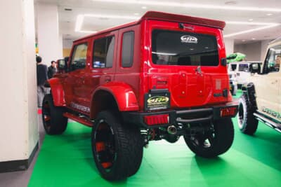 ビーストRのクラッシュNAスタイル。片側200㎜という圧巻のフェンダースタイルはどんな場面でも激目立ち確実