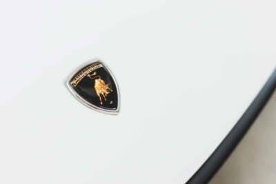 215万ドル（邦貨換算約3億3755万円）で落札されたランボルギーニ「ミウラP400」（C）Courtesy of Broad Arrow