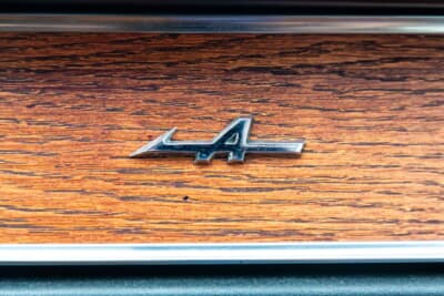 14万5600ドル（邦貨換算約約2300万円）で落札されたアルピーヌ「A110」（C）Courtesy of RM Sotheby's