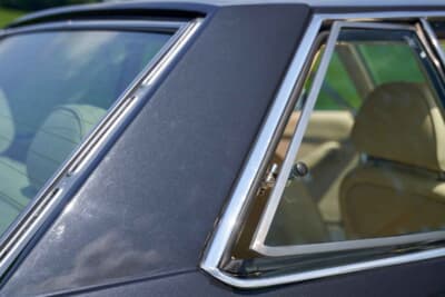 4万8300ユーロ（邦貨換算約約879万円）で落札されたマセラティ「キャラミ」（C）Bonhams