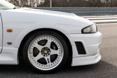 91万8000ドル(邦貨換算約1億4589万円)で落札されたNISMO「400R」(C)Courtesy of Broad Arrow