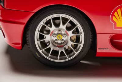 13万2250ユーロ（邦貨換算約2155万円）で落札されたフェラーリ「360チャレンジ」（C）Courtesy of RM Sotheby's