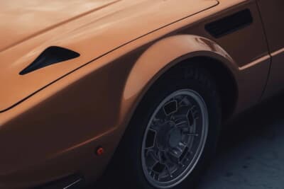 13万5000ユーロ（邦貨換算で約2460万円）で販売中のランボルギーニ「ハラマ」（C）Courtesy of Broad Arrow