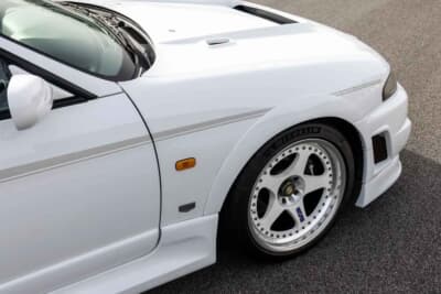 91万8000ドル(邦貨換算約1億4589万円)で落札されたNISMO「400R」(C)Courtesy of Broad Arrow