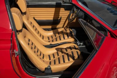 79万7000ドル（邦貨換算約1億2750万円）で落札されたフェラーリ「ディーノ246GTS」（C）Courtesy of RM Sotheby's