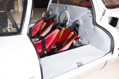 140万ドル（邦貨換算約2億2260万円）で現在も販売中のポルシェ「906」（C）Courtesy of RM Sotheby's