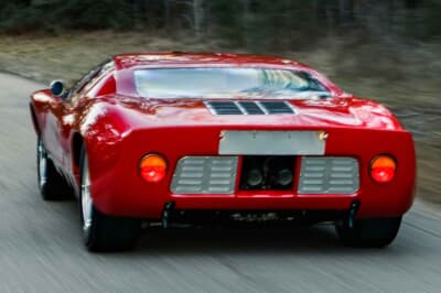 価格応談で現在も販売中の「フォード GT40 Mk I ロードバージョン」（C）Courtesy of RM Sotheby's
