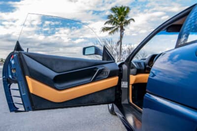 33万5000ドル（邦貨換算約5259万5000円）で落札されたフェラーリ「348セリエ・スペチアーレ」（C）Courtesy of RM Sotheby's