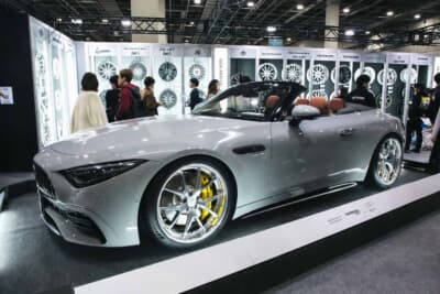 WORK GNOSIS RXSを左サイド装着したメルセデス AMG SL43