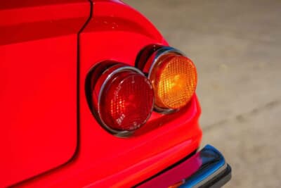 58万8000ドル(邦貨換算約9290万円)で落札されたフェラーリ「365 GTB/4 デイトナ」(C)Courtesy of Broad Arrow